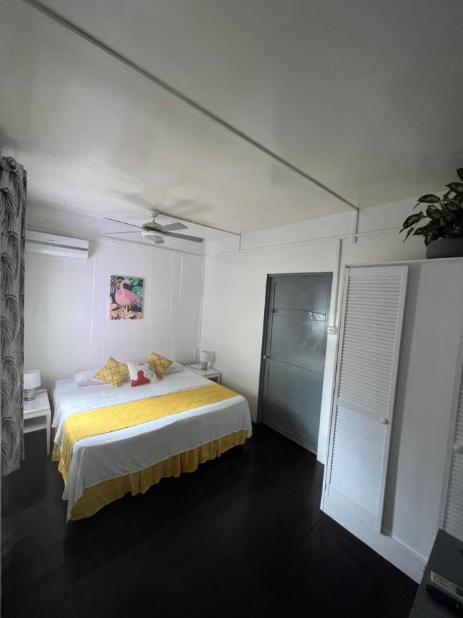 Beach Guest House Cleverdale Bridgetown Eksteriør billede