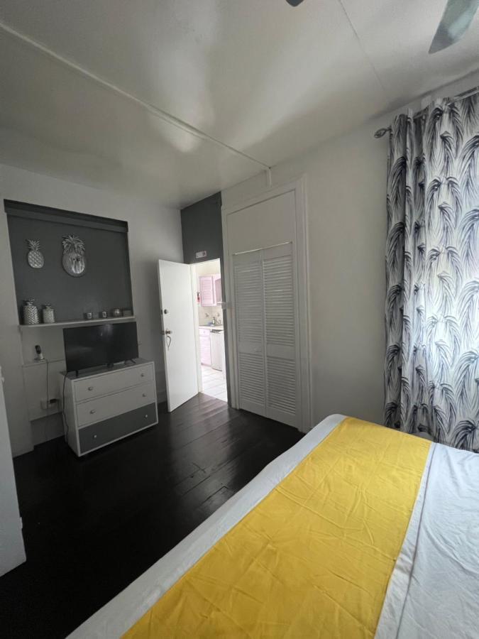 Beach Guest House Cleverdale Bridgetown Eksteriør billede