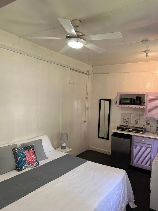 Beach Guest House Cleverdale Bridgetown Eksteriør billede