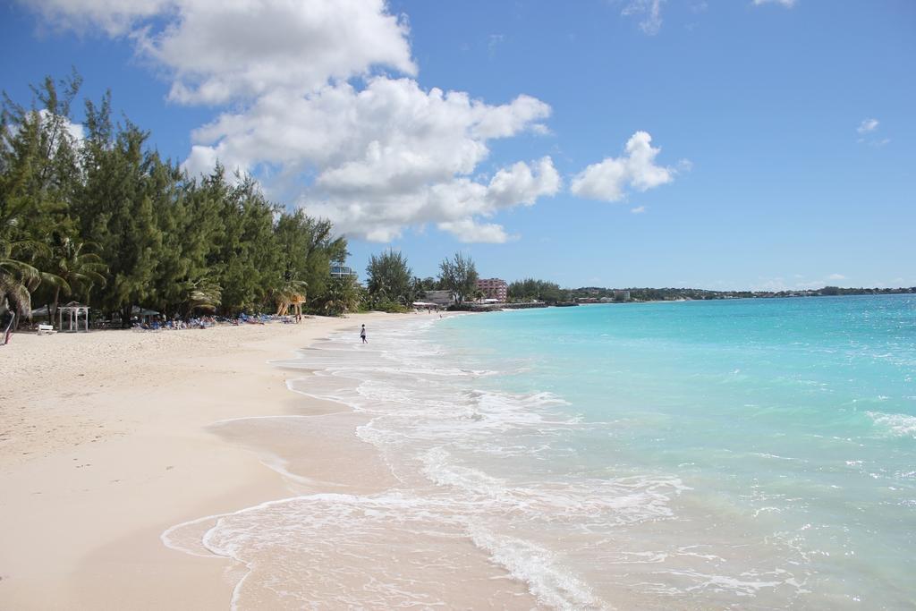 Beach Guest House Cleverdale Bridgetown Eksteriør billede